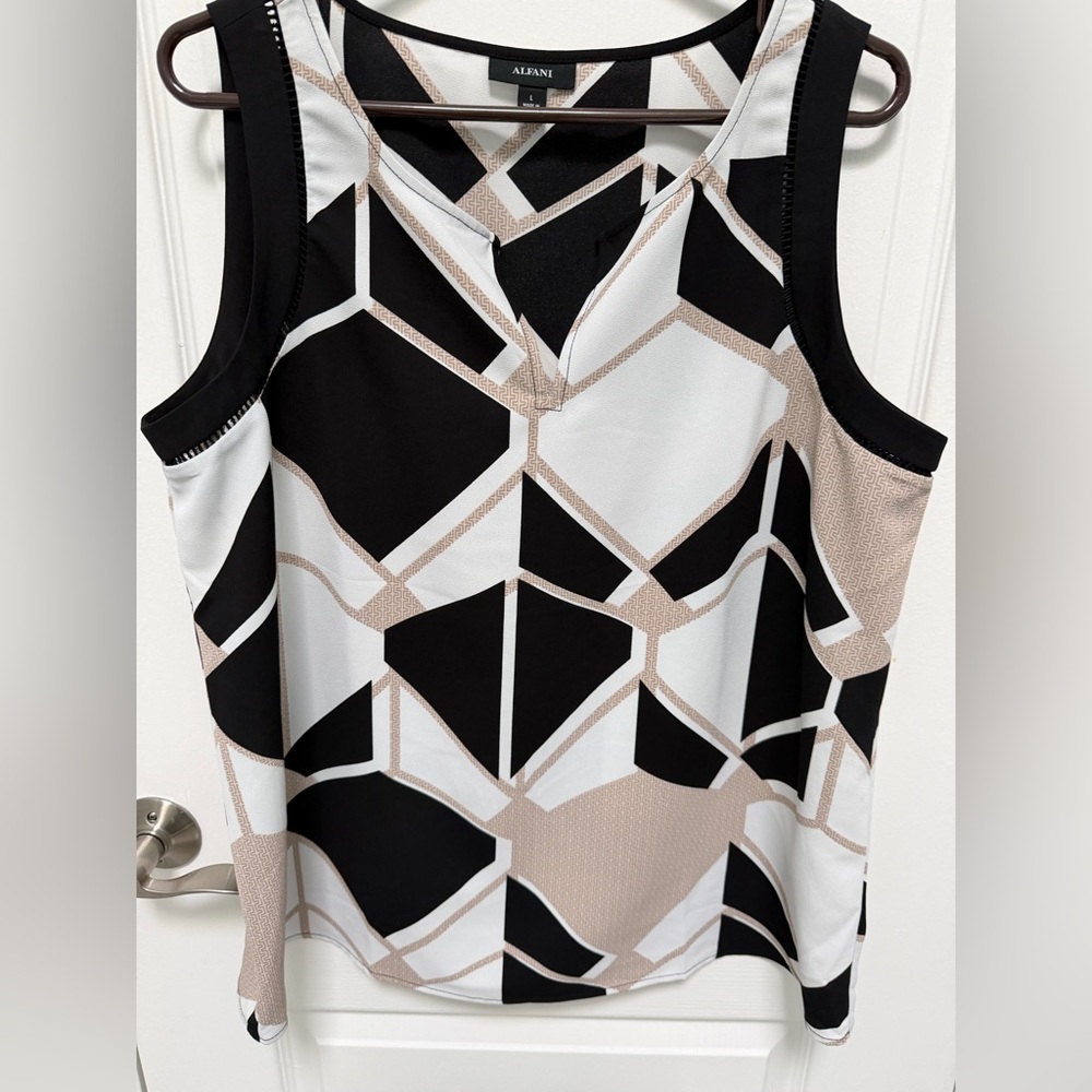 Alfani Women's Geometric Black, Beige and White Sleeveless Top, Size Large,